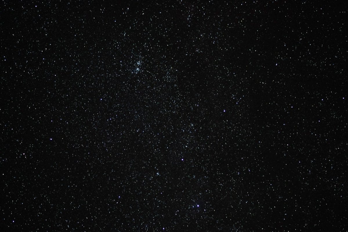 regarder le ciel étoilé en Aubrac