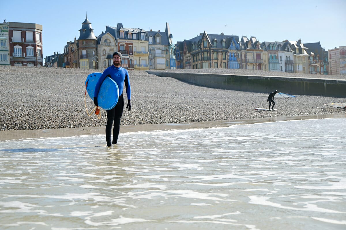 surfeur mers-les-bains